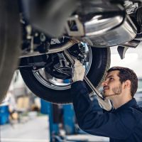 خدمات السيارات