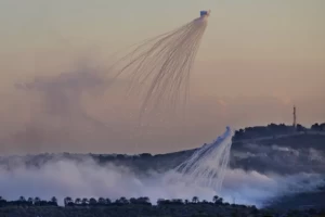 خبير بالعفو الدولية للجزيرة نت: تحققنا من استخدام إسرائيل الفوسفور الأبيض في غزة وجنوب لبنان