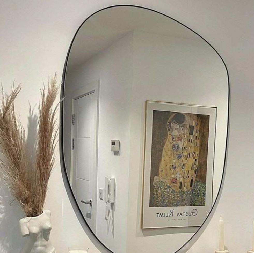 Miroir irrégulier